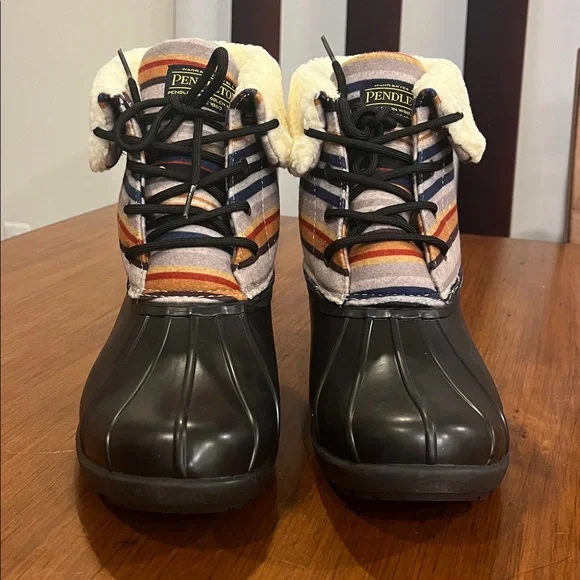 Pendleton Bridger Stripe Mid Duck Boots new Women’s Size 9 - Picture 7 of 16